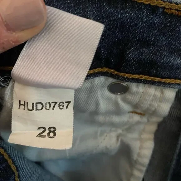 Hudson | Distressed Hem Skinny Denim | Size 28 - Picture 4 of 7
